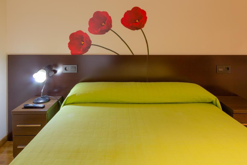 Pension Logrono Room photo