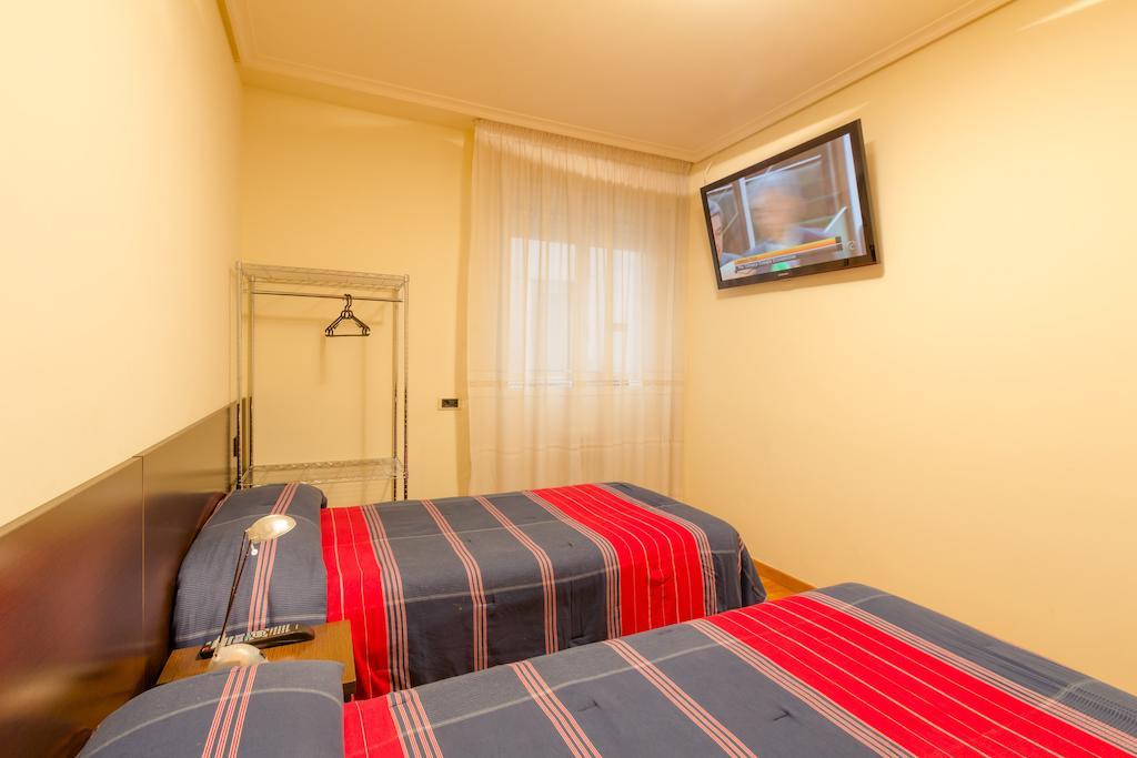 Pension Logrono Room photo